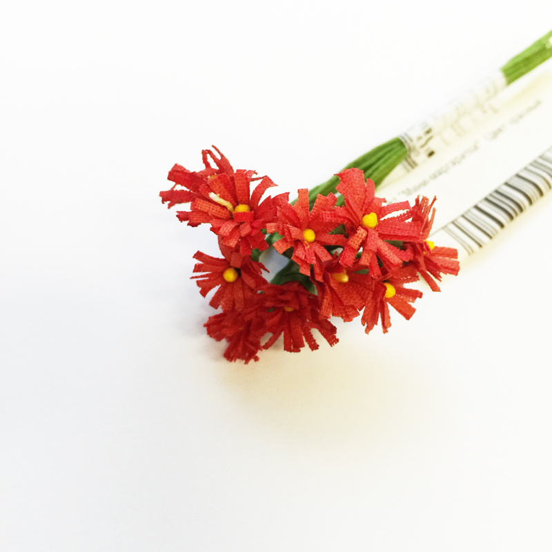 Букет "Мини-маргаритки". Цвет красный