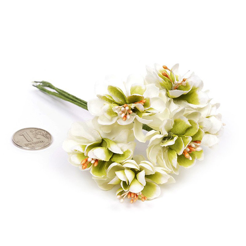 Букет тканевых циний тип 2, цвет кремово-салатовый