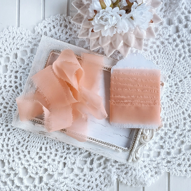 Лента "Искусственный шёлк" Бледно-персиковый СРЕДНЯЯ